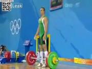 Չկարողացավ պահել ծանրաձողը (տեսանյութ)