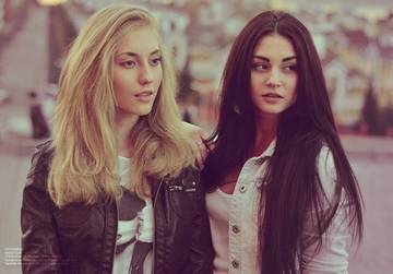 Ինչպե՞ս բացահայտել կեղծ ընկերուհիներին